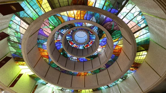 RF15-30mm F4.5-6.3 IS STM